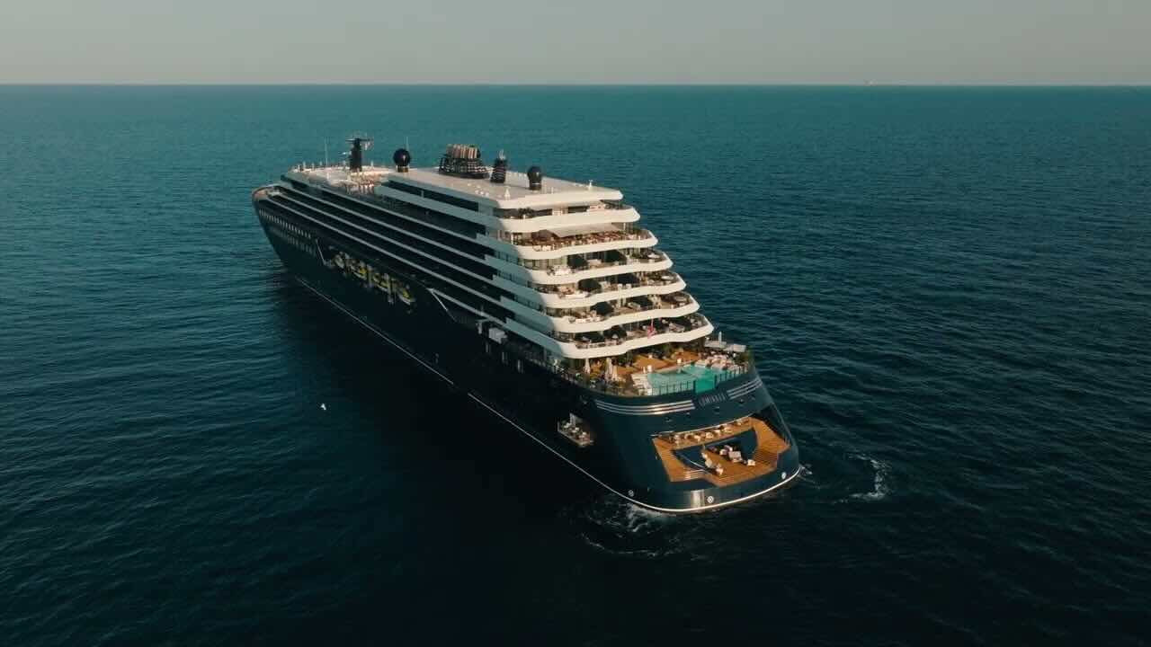 Luminara now sailing